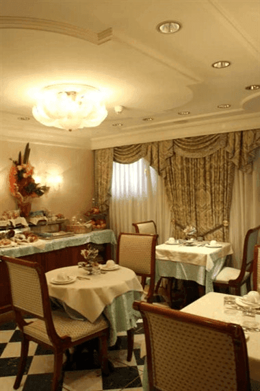 Hotel Antiche Figure 16