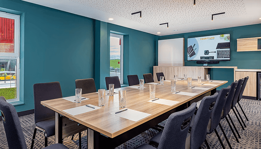 Courtyard By Marriott Central Airport Paris CDG 16