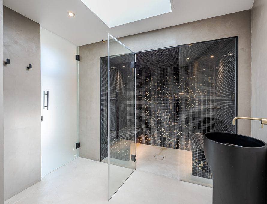 Marama Luxury Holiday Home 18