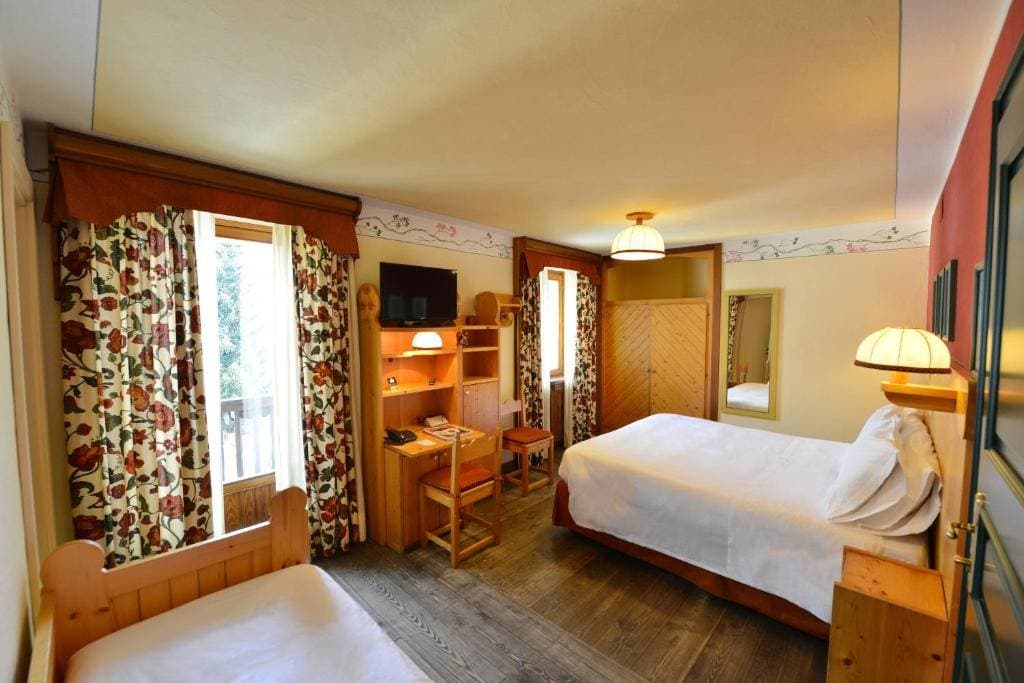 Hôtel du Grand Paradis 12
