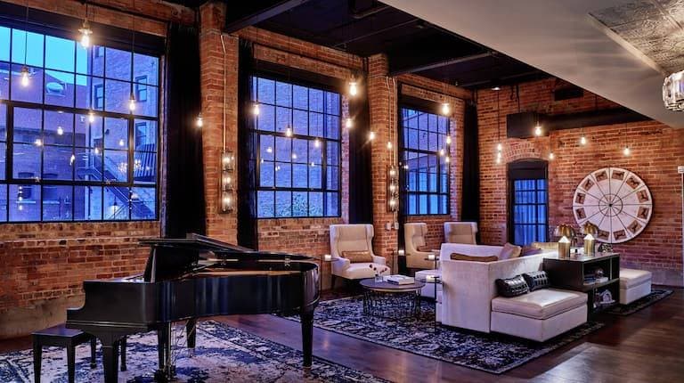 The Foundry Hotel Asheville, Curio Collection by Hilton 4
