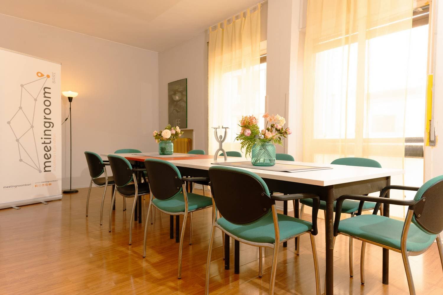Meeting Room Bari 12