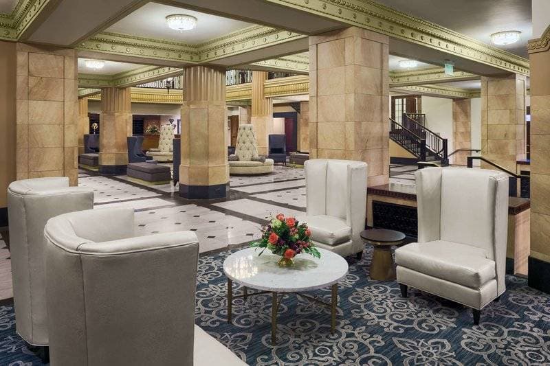 Hilton President Kansas City 13
