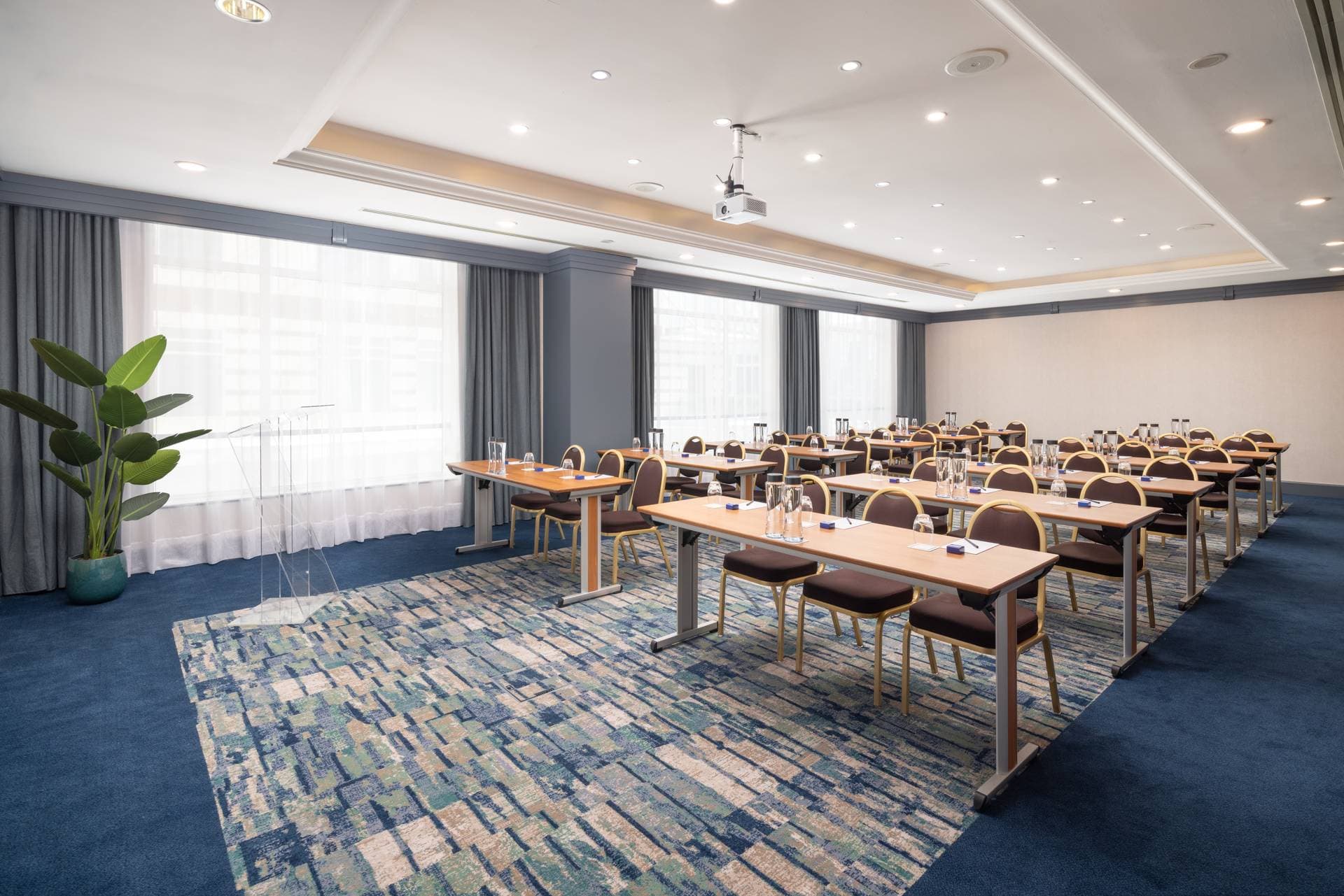 Hilton Paris Charles de Gaulle Airport 11