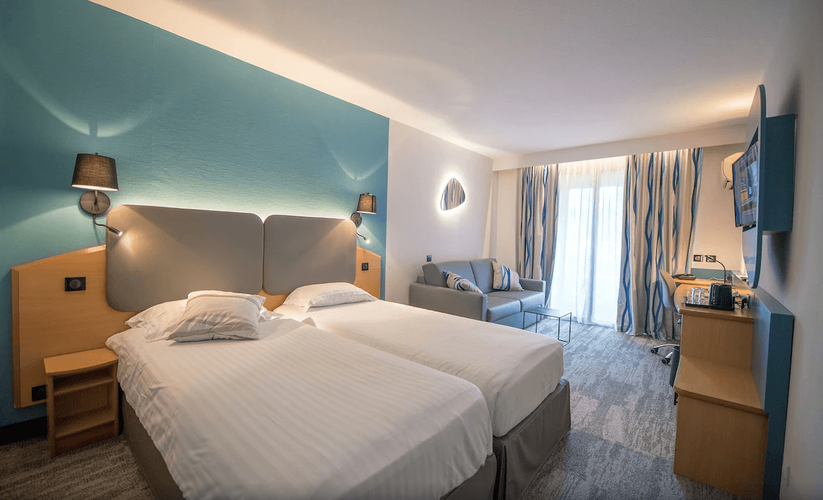 L'Hôtel Promotel 16