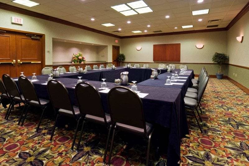 Embassy Suites by Hilton Lexington/UK Coldstream 30