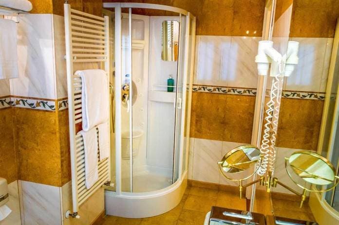 Hotel La Bussola 11