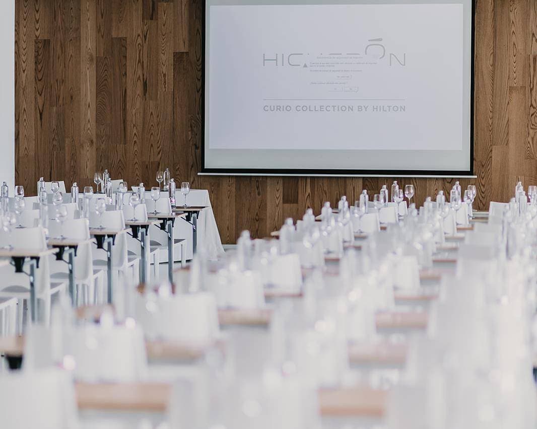 Higueron Hotel Malaga, Curio Collection by Hilton 5