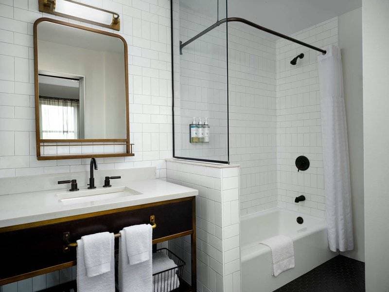 Hotel Phillips Kansas City, Curio Collection by Hilton 32