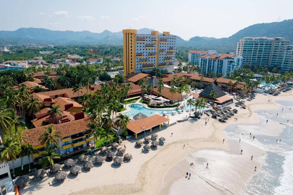 Holiday Inn Resort Ixtapa 2