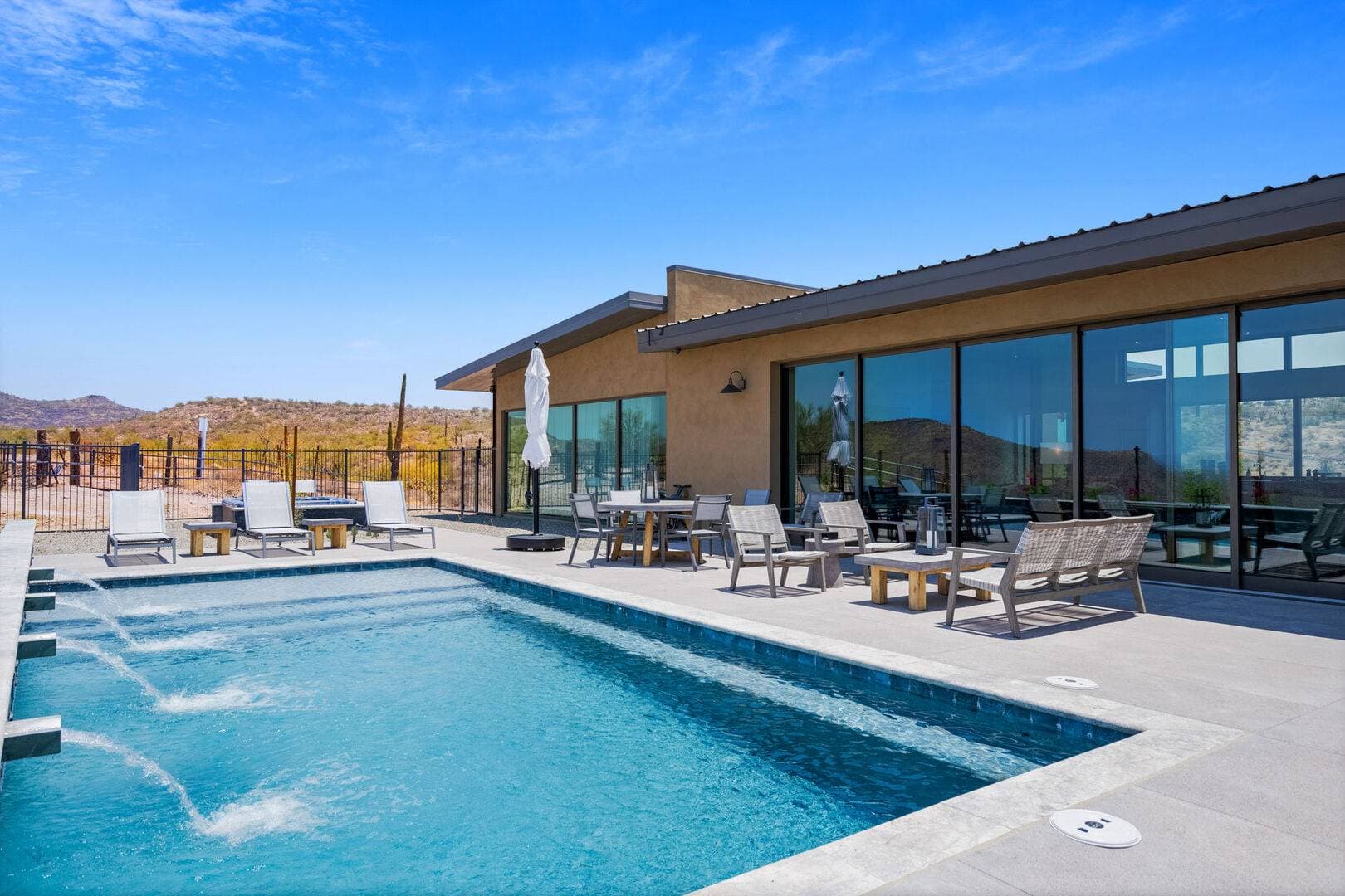 Paradise Canyon Retreat - 3 Private Estates 11