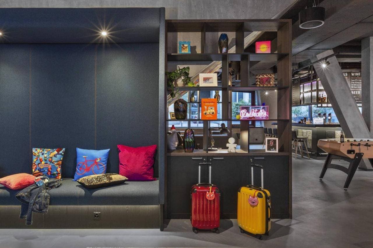 Moxy Lausanne City 8
