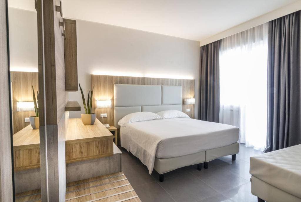 Hotel Meridiano 22