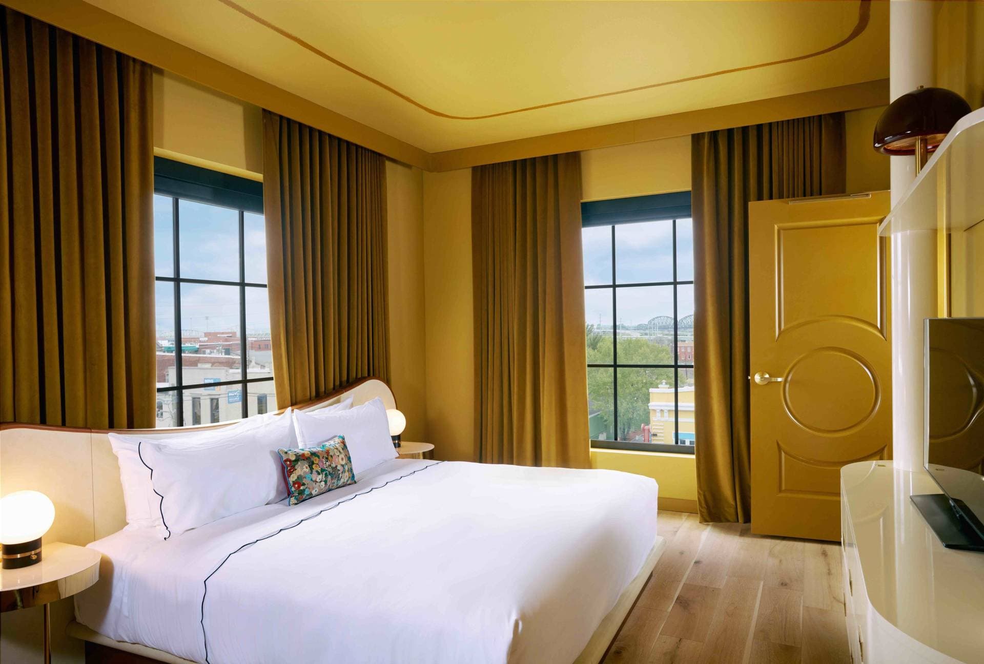 Hotel Genevieve 10