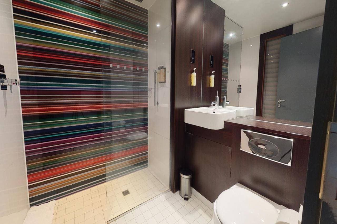 Village Hotel London Watford 16