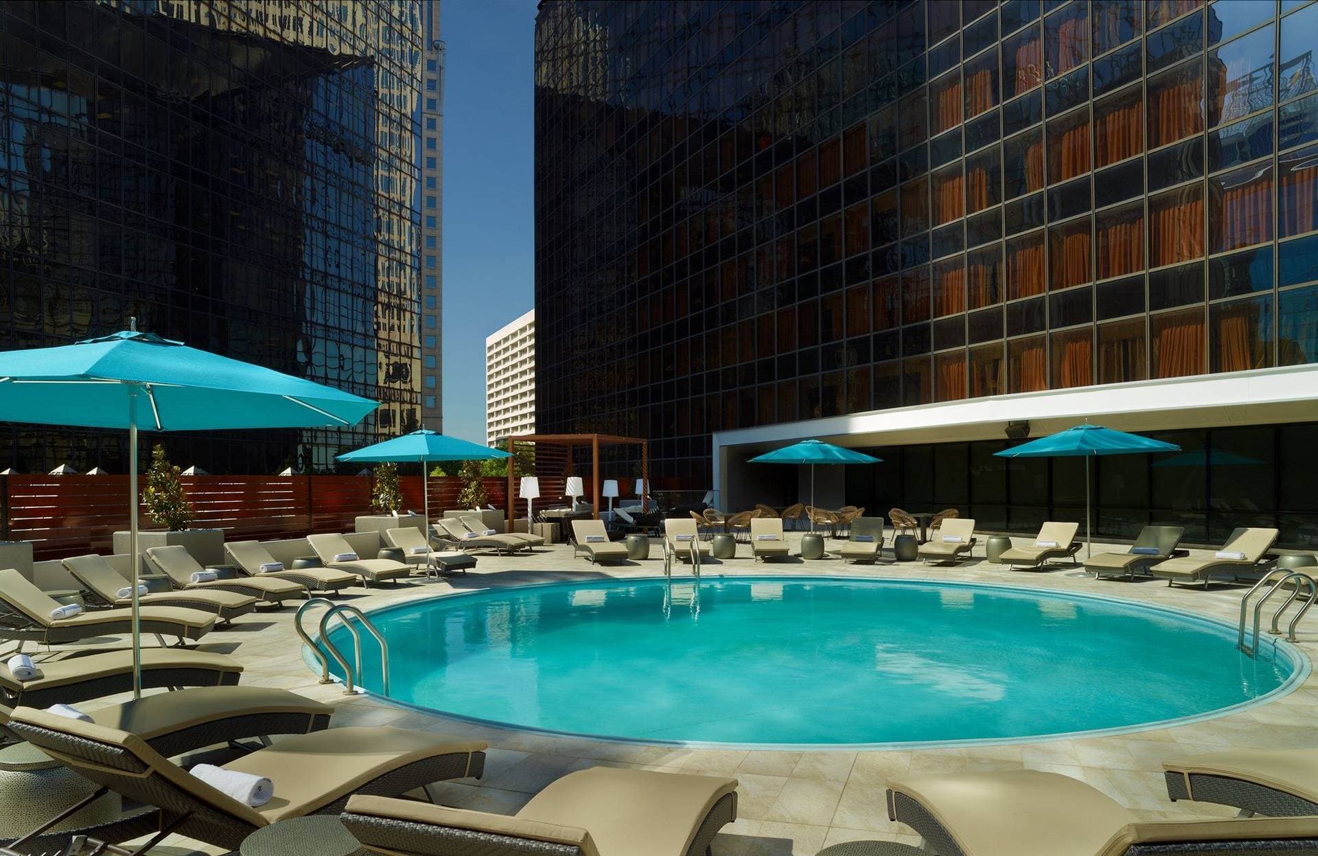 Omni Charlotte Hotel 18