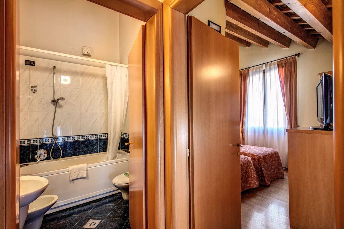 Albergo Residence Roma 8