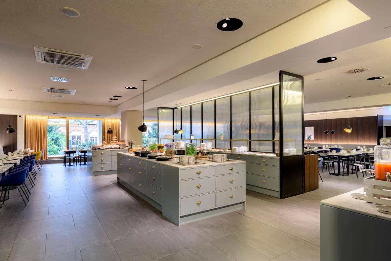 Mercure Hotel Wiesbaden City 12