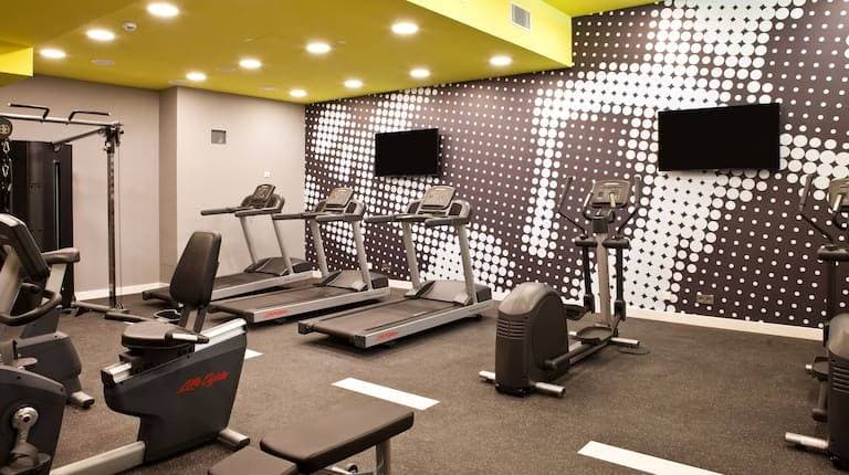 Hampton by Hilton Regensburg 13