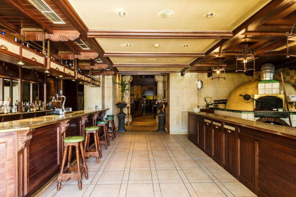 Hotel Azofra 9