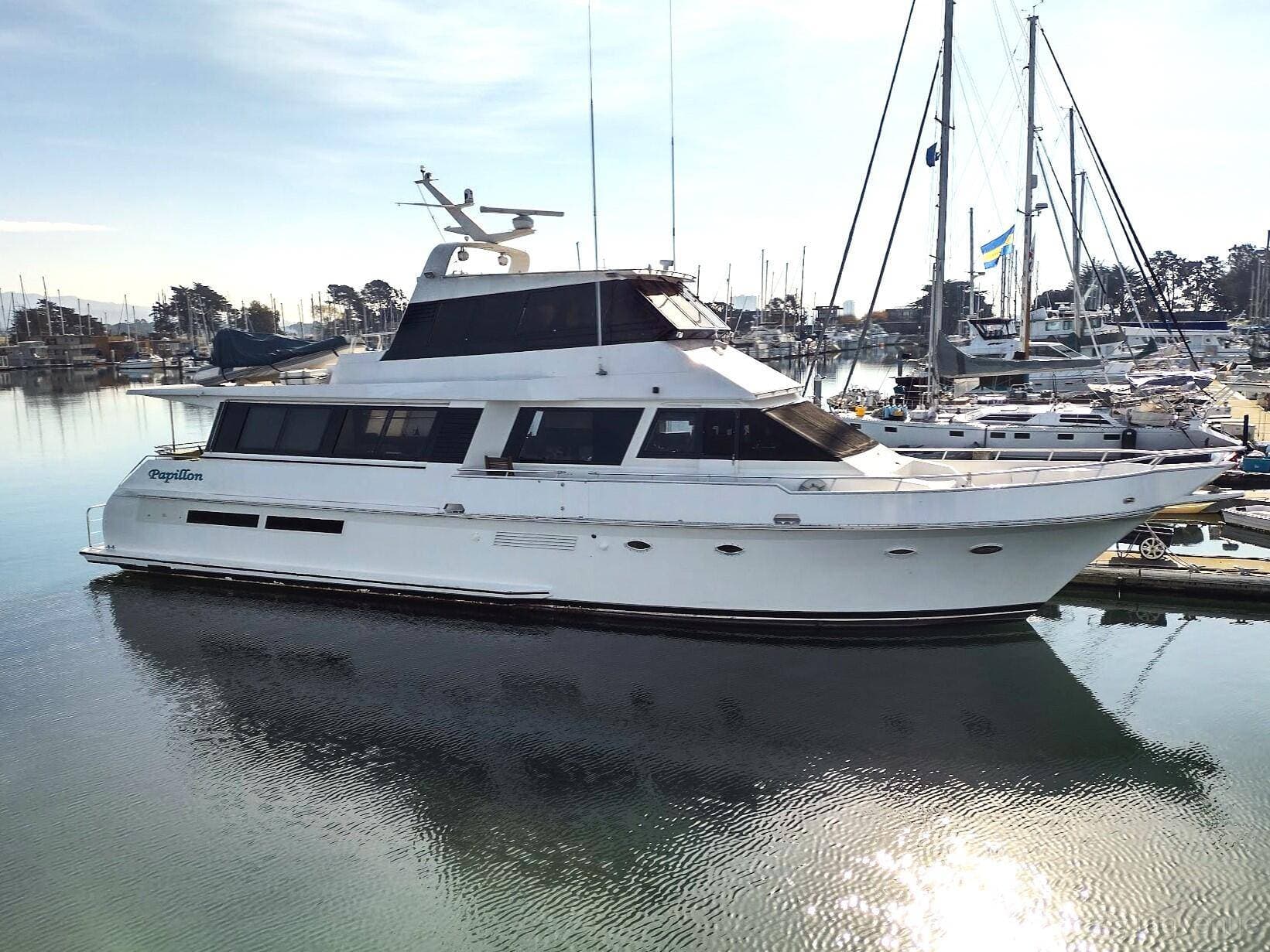 Mariposa Yacht Charters 1