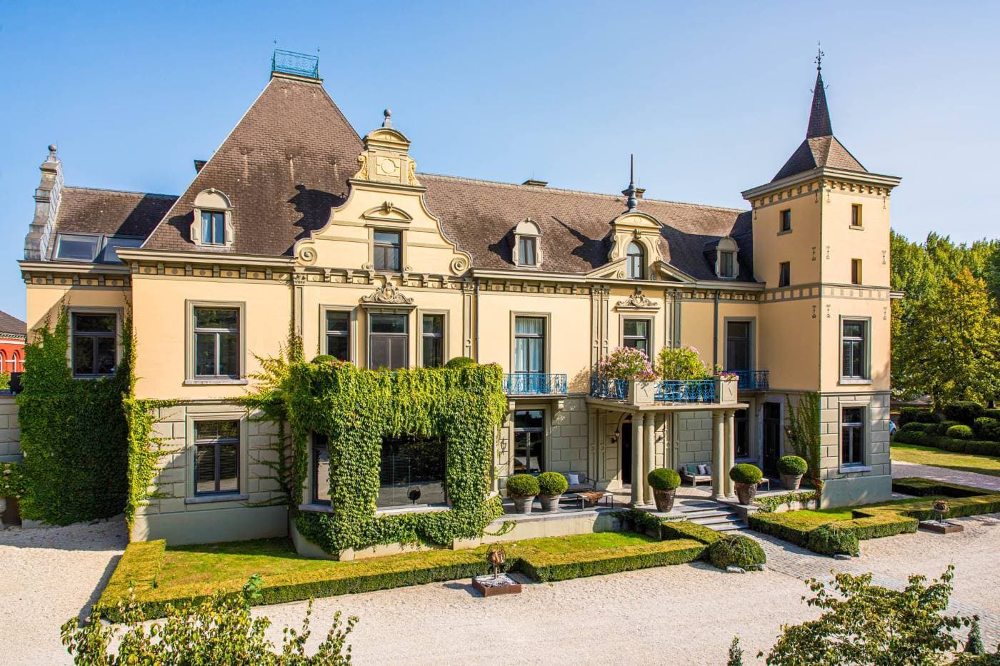 Kasteel de Hoogenweerth 1