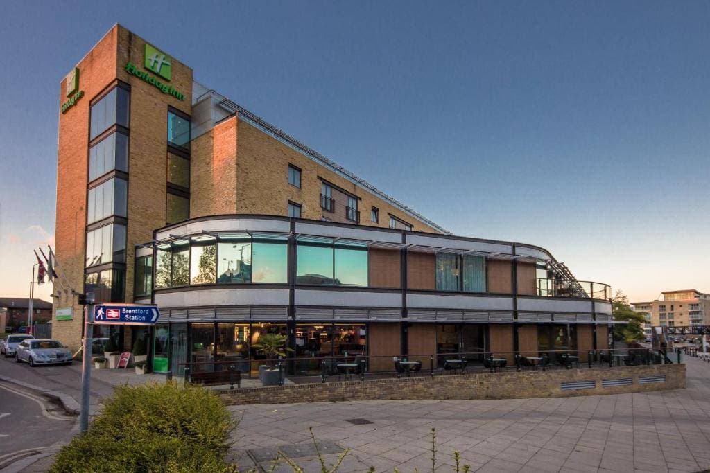 Holiday Inn London Brentford Lock by IHG 1