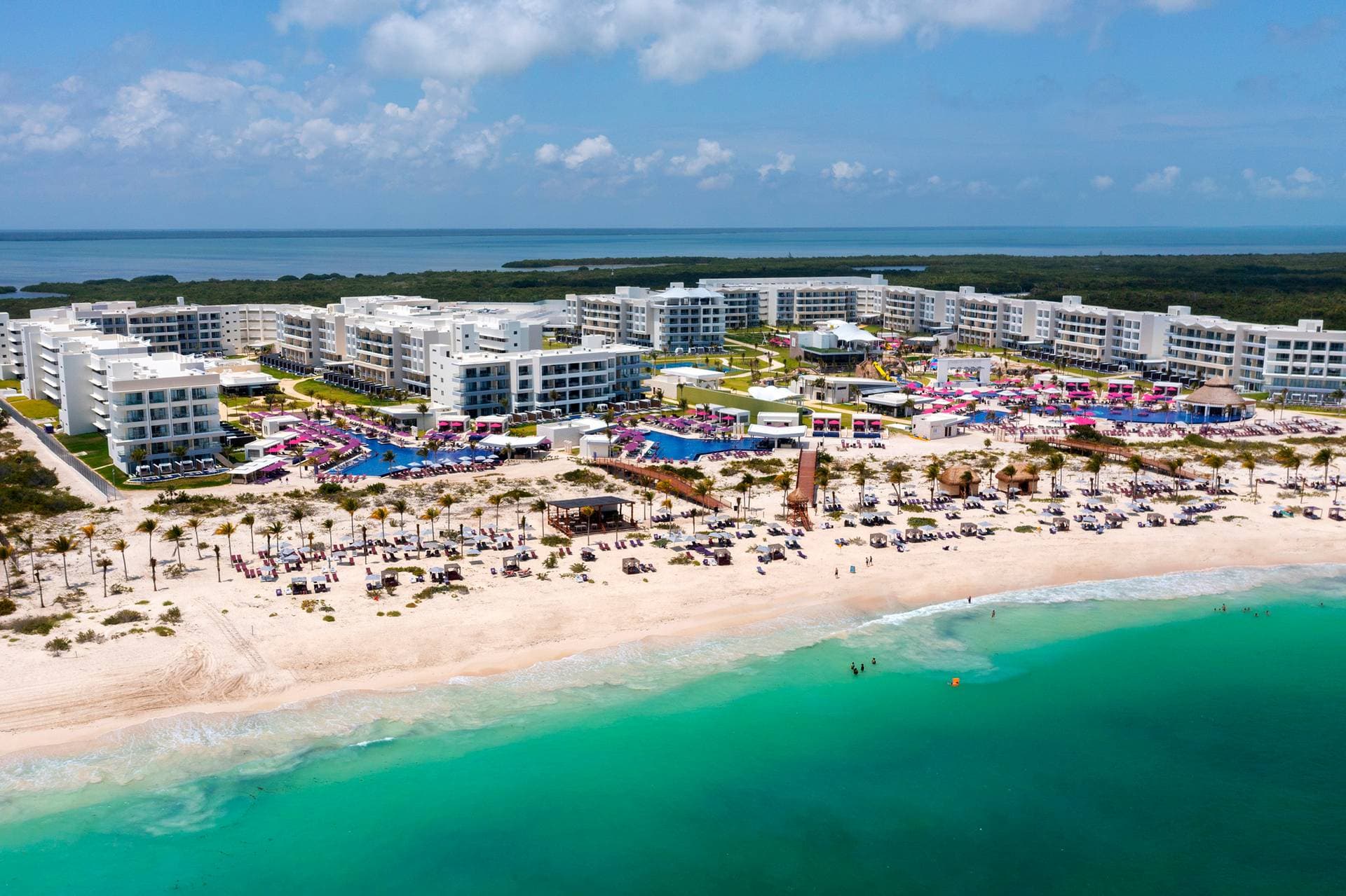 Planet Hollywood Adult Scene Cancun by Royalton, An Autograph Collection All-Inclusive Resort 1