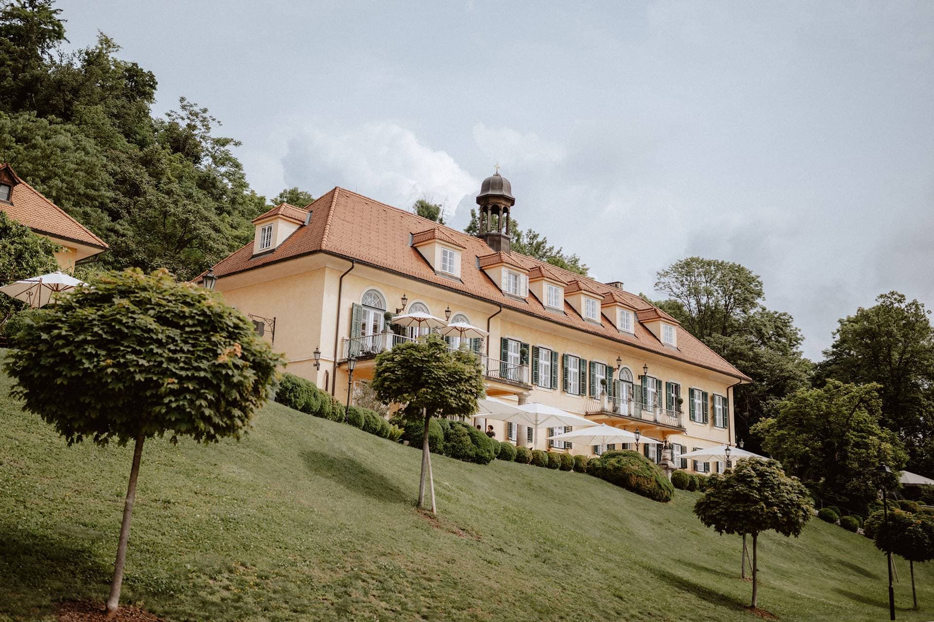 Aiola im Schloss 1