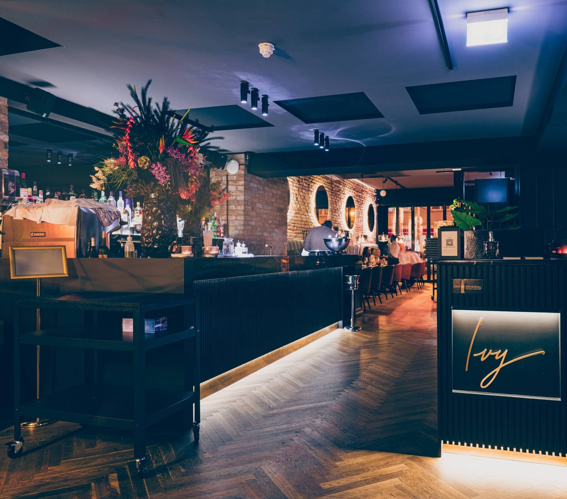 IVY Restaurant & Bar 1