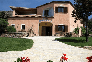 Hotel Monti di Mola 1