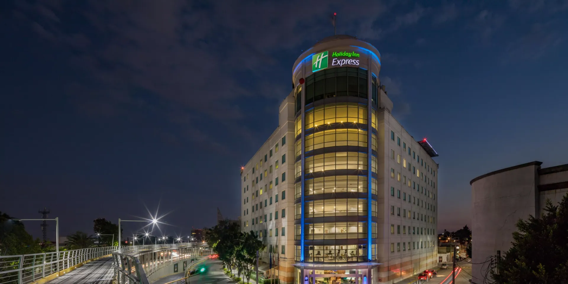 Holiday Inn Express Puebla 1