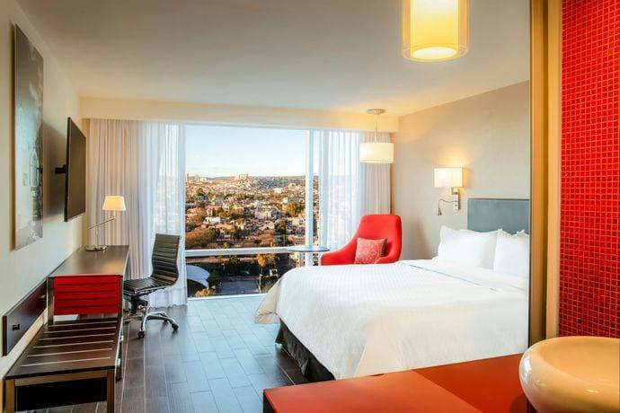 Fiesta Inn Express Queretaro Constituyentes 1