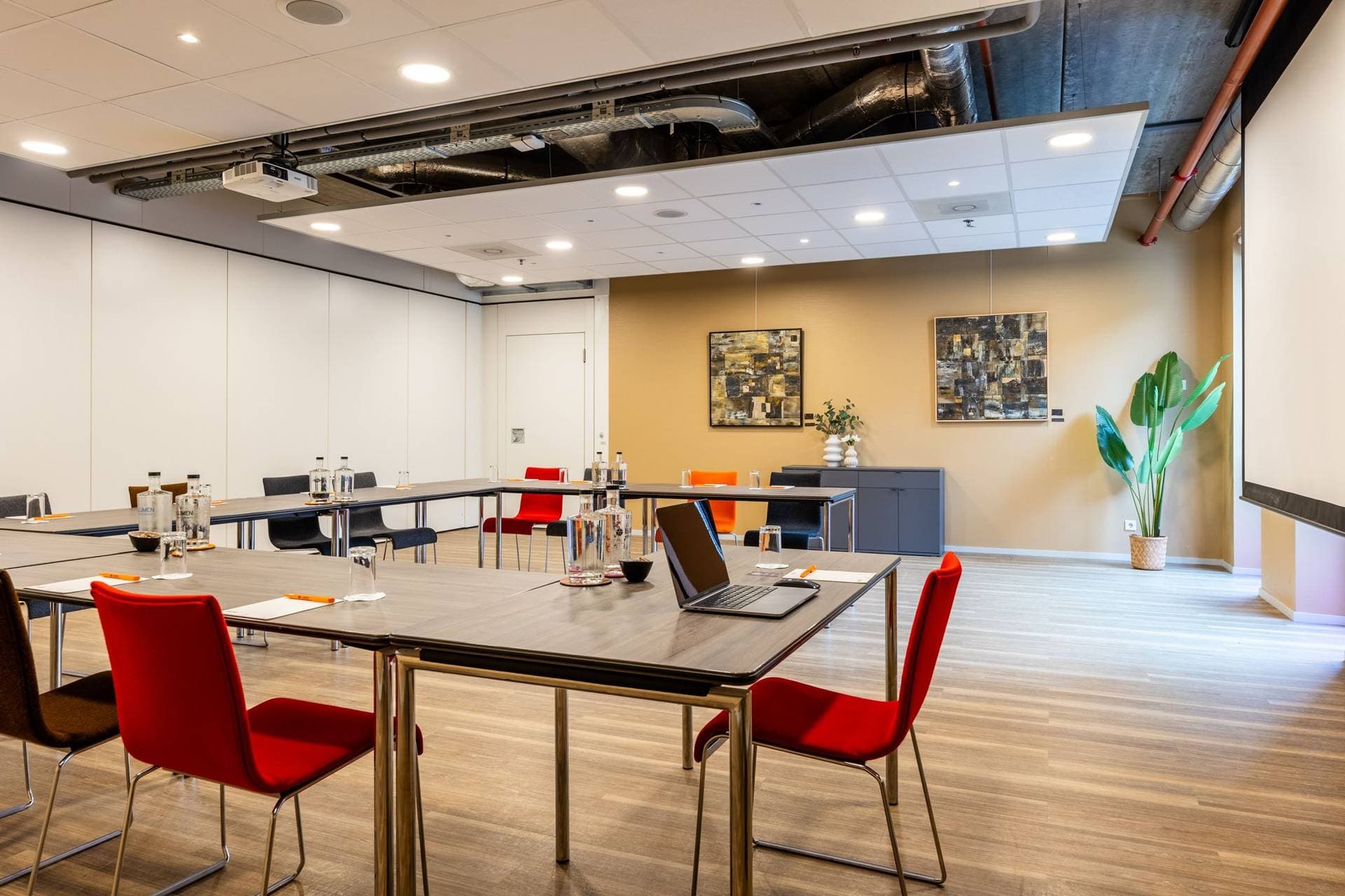 Lumen Hotel & Events 1