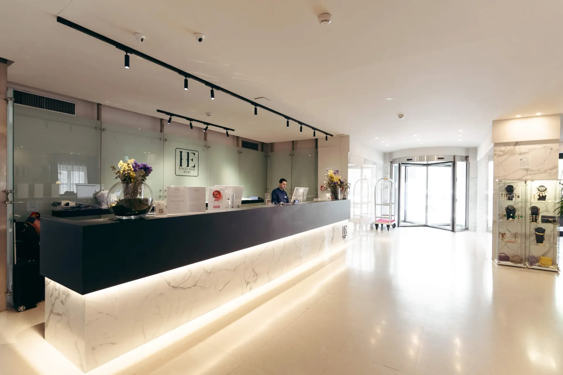 Hotel Excelsior Bari 1