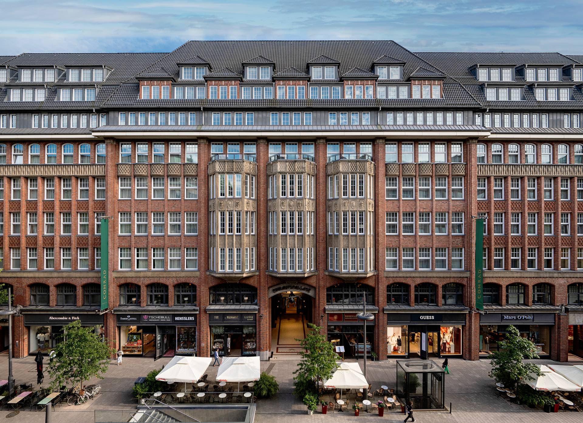 Conrad Hamburg 1
