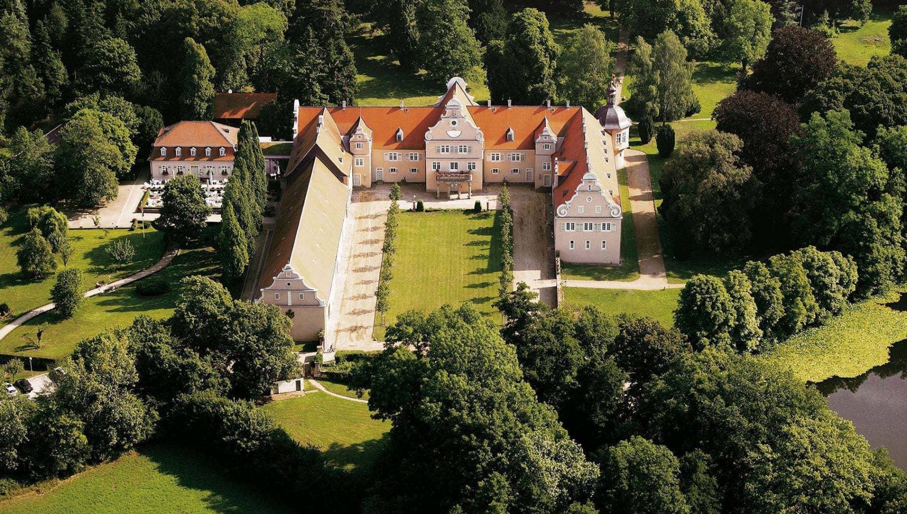 Hotel Jagdschloss Kranichstein 1