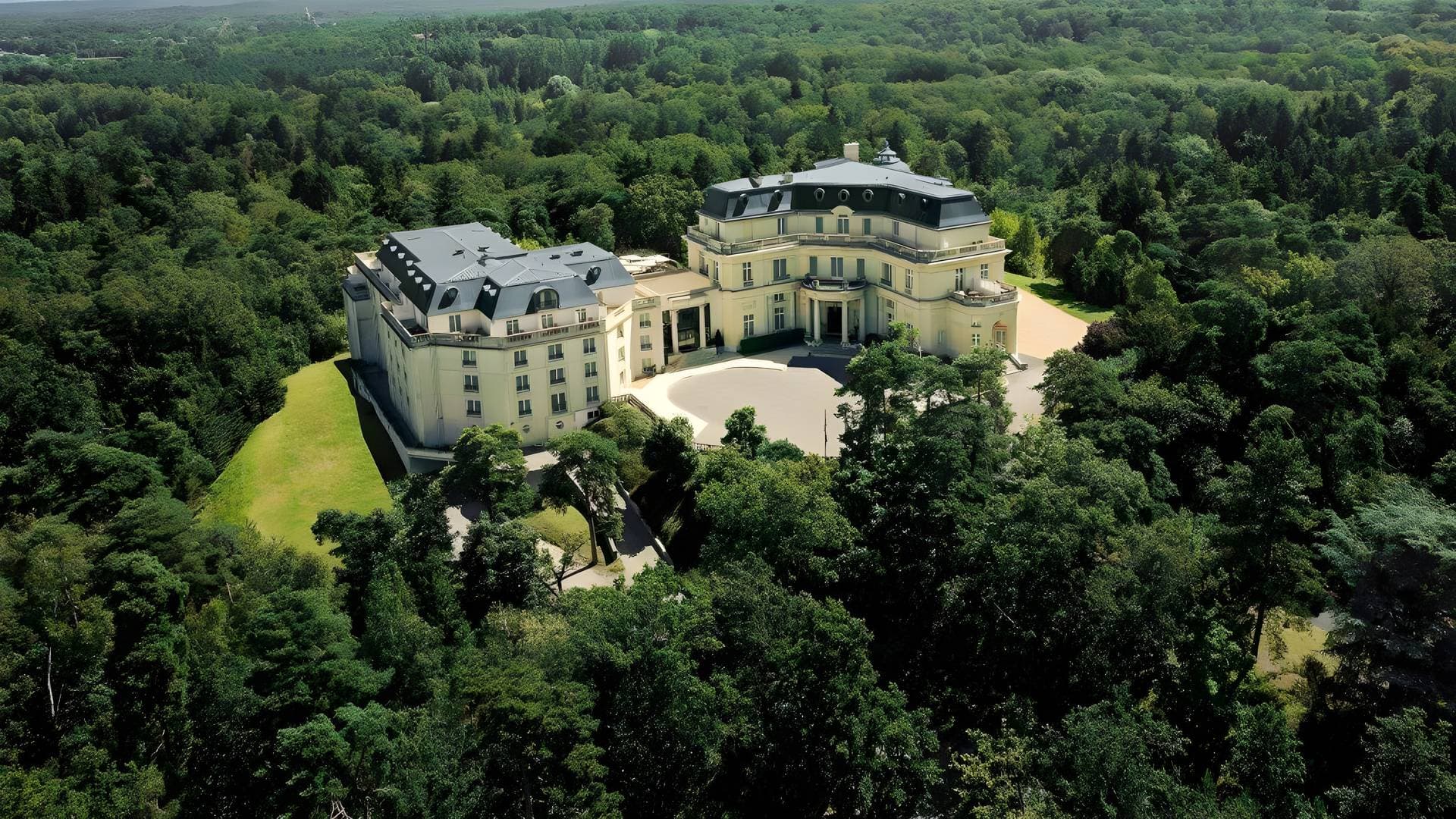 InterContinental Chantilly Château Mont Royal by IHG 1