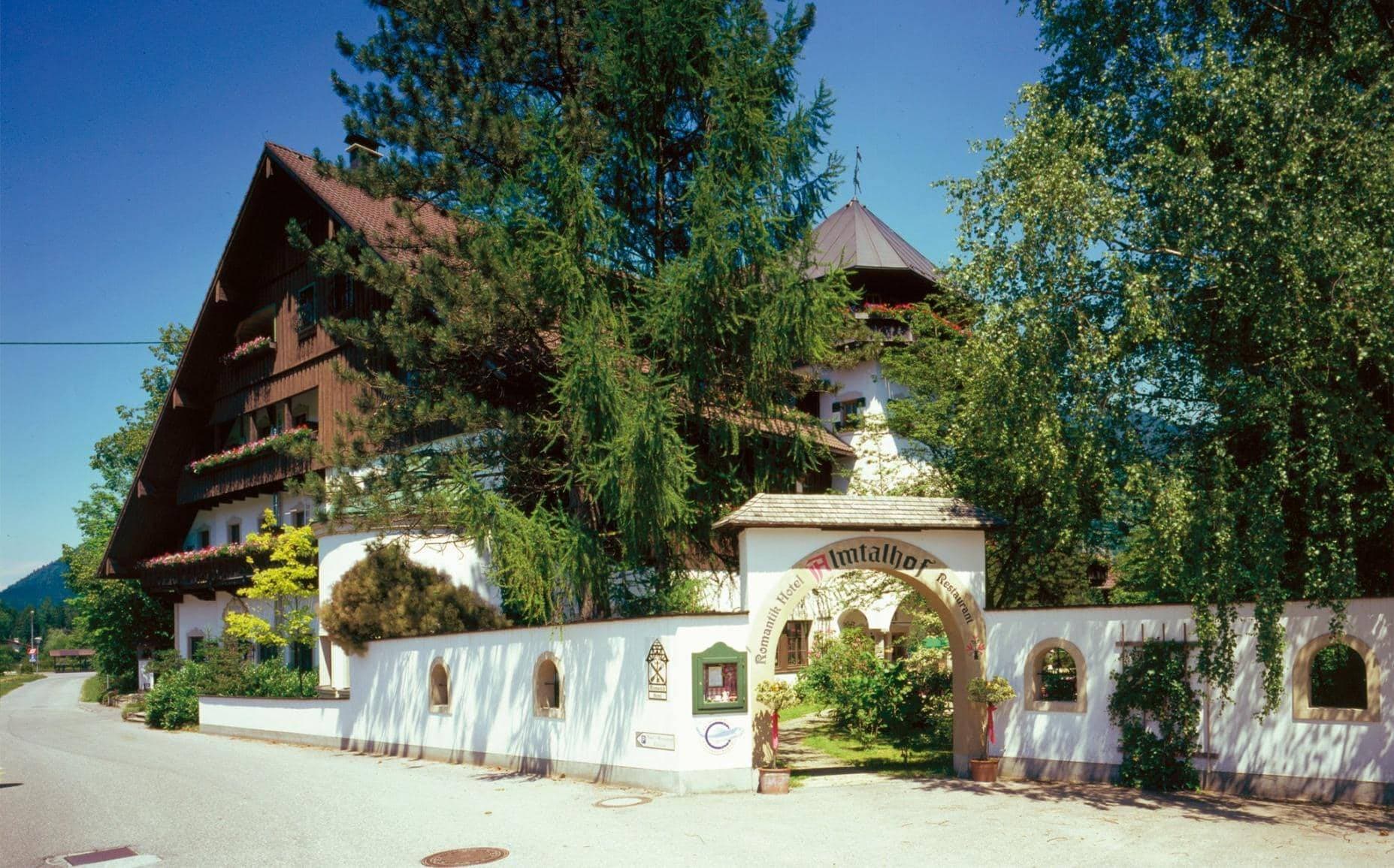 Romantikhotel Almtalhof 1