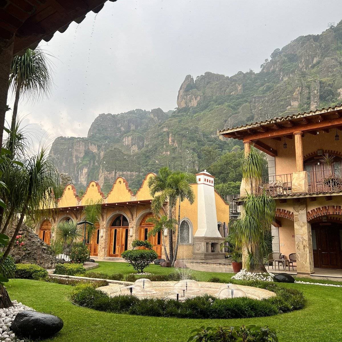 La Buena Vibra Wellness Resort & Spa 1