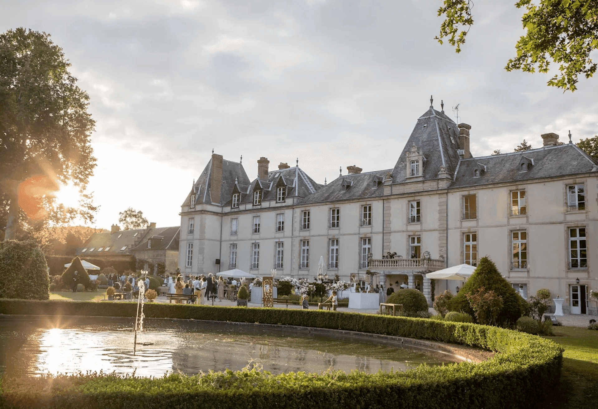 Le Château d'Aveny 1