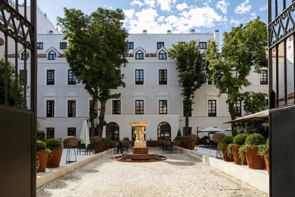 Hotel Palacio de los Duques Gran Meliá 1
