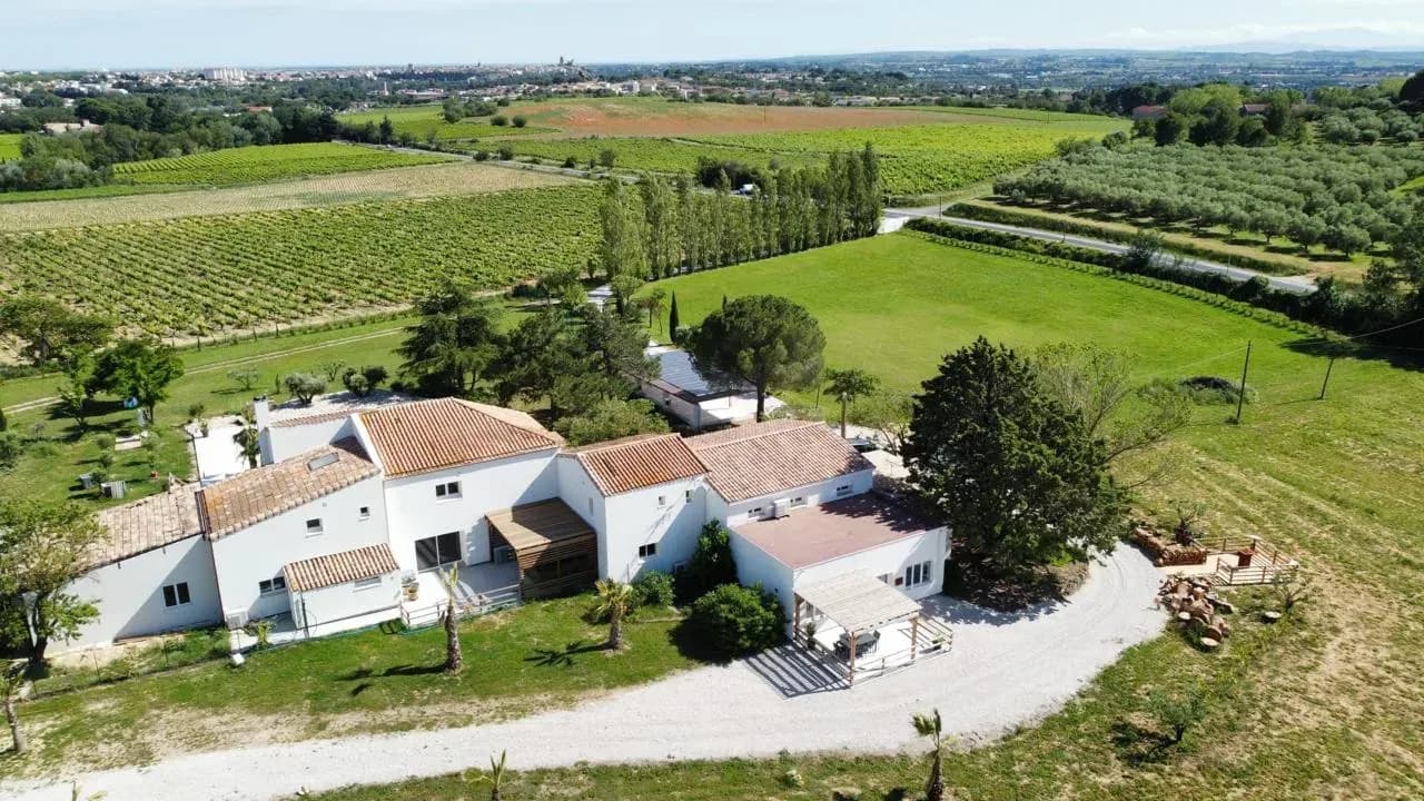 Gîtes Béziers - Domaine Font Castel 1