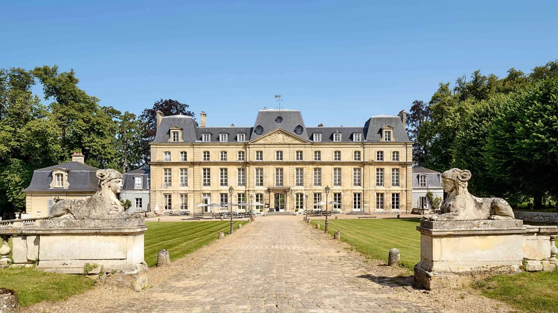 Châteauform' Château de Nointel 1