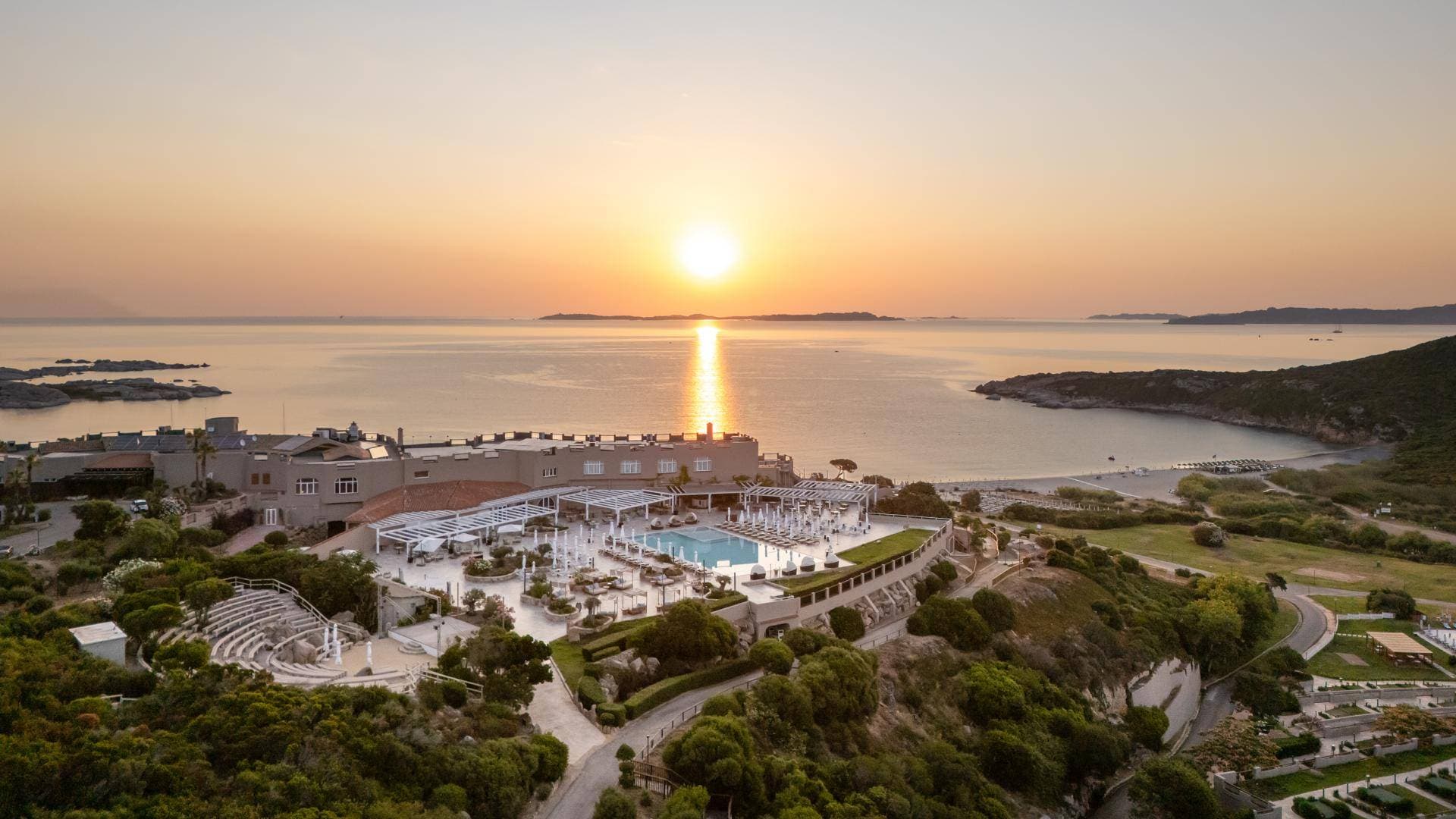 Mangia's Sardinia Resort 1