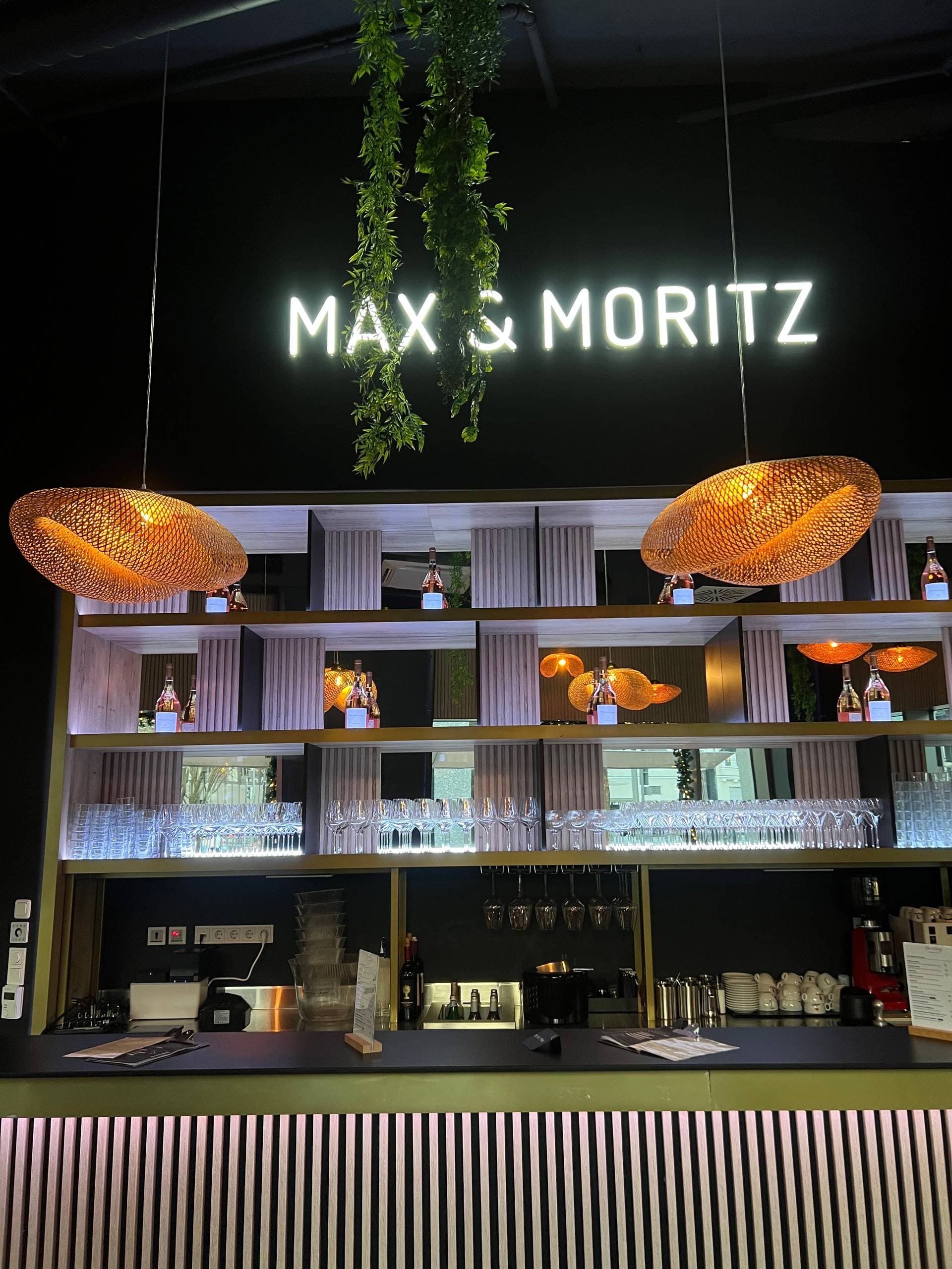 Max & Moritz - Social Club 1