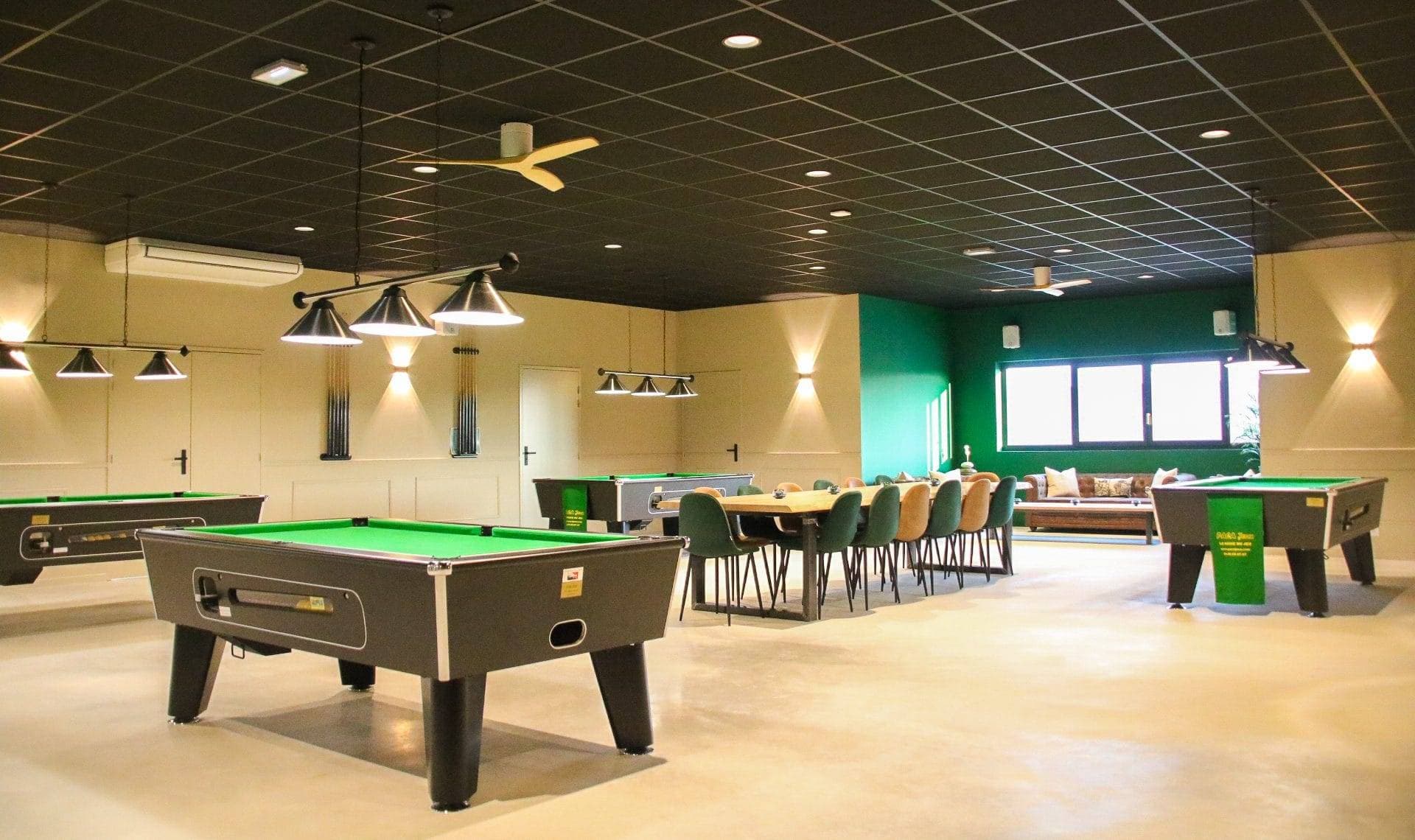 Le Central \| Padel, Golf, Loisirs, Restaurant & Événementiel 1