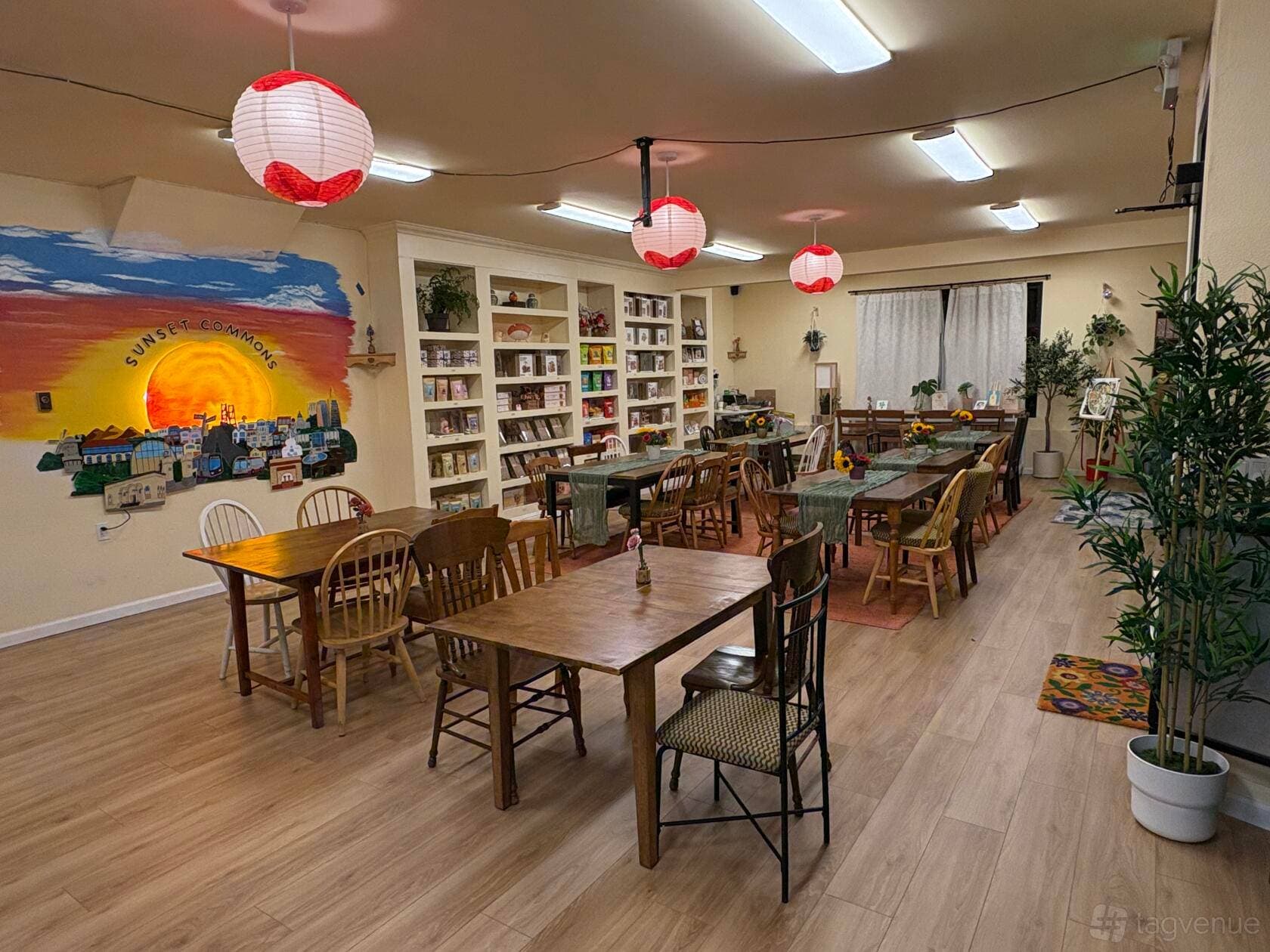 Sunset Commons 1