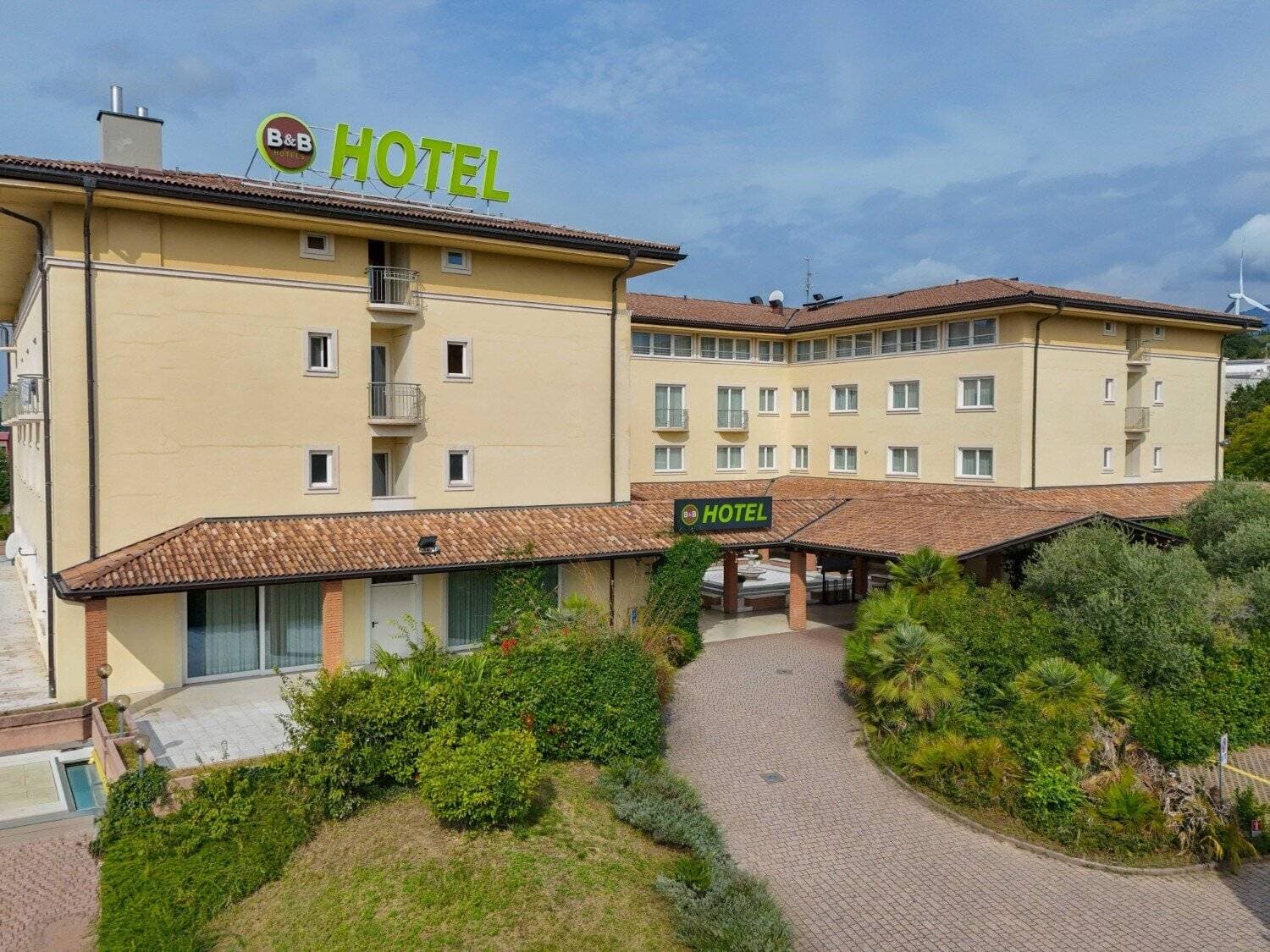 B&B HOTEL Affi Lago di Garda 1