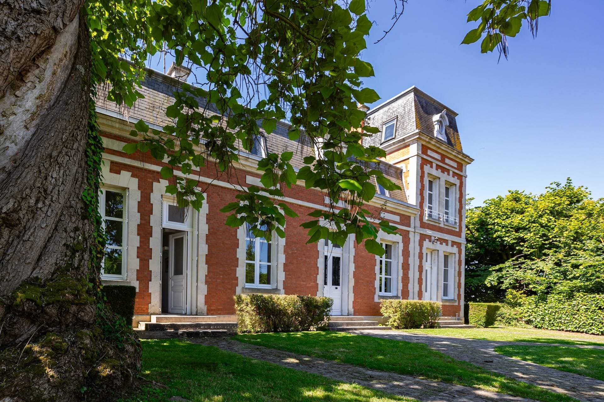 La Maison Rouge 1